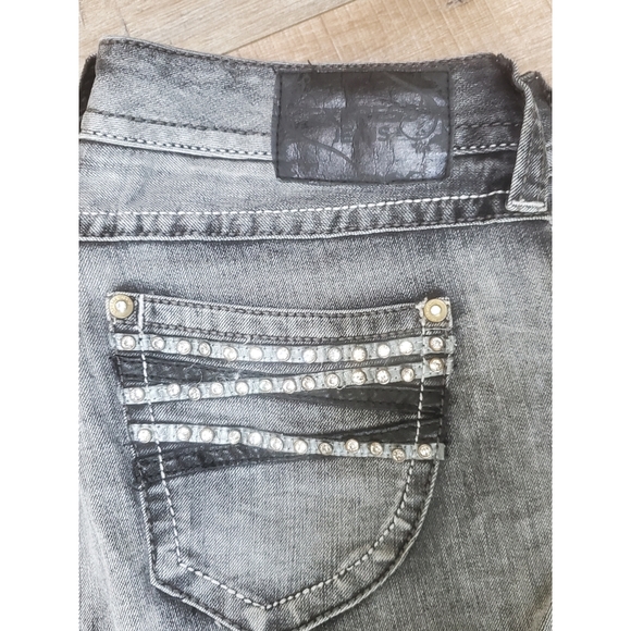 Express Slim Fit Zelda Jeans - Picture 2 of 8